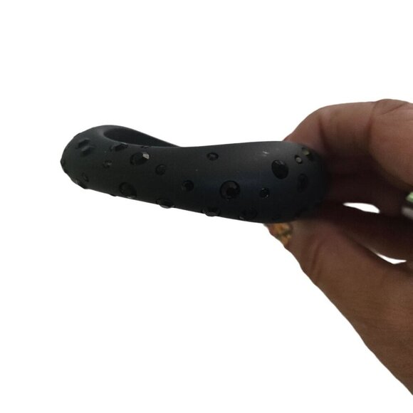 Stunning Vintage Matt Black Rhinestone Lucite Wavy Shaped Bangle Bracelet - Picture 3 of 4